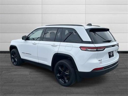 2024 Jeep Grand Cherokee Laredo