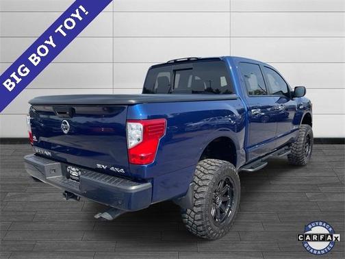 2021 Nissan Titan SV