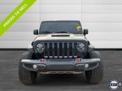 Black Clearcoat 2021 Jeep Gladiator Mojave