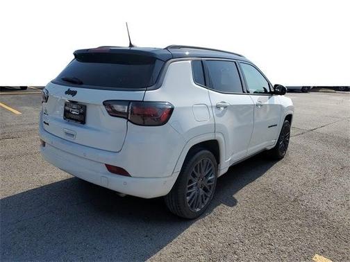 2022 Jeep Compass Altitude