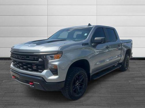 Sterling Gray Metallic 2024 Chevrolet Silverado 1500 Custom Trail Boss