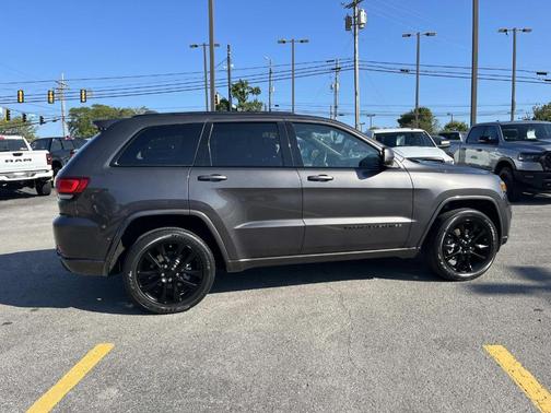 2021 Jeep Grand Cherokee Laredo X
