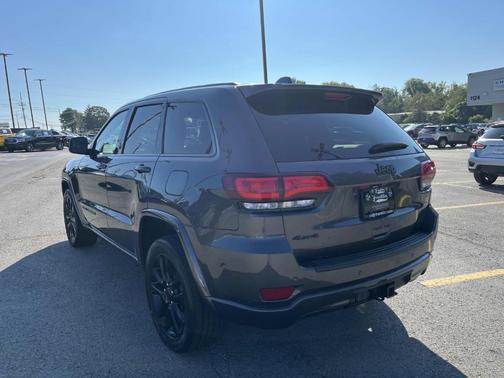 2021 Jeep Grand Cherokee Laredo X