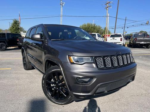 2021 Jeep Grand Cherokee Laredo X