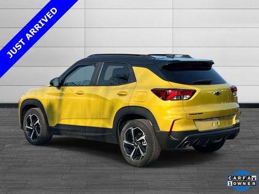 Yellow Metallic 2023 Chevrolet Trailblazer RS