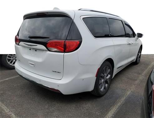 2019 Chrysler Pacifica Limited