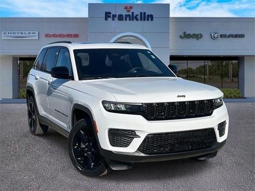 2023 Jeep Grand Cherokee Altitude