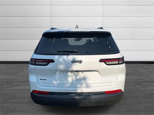 2024 Jeep Grand Cherokee L Laredo