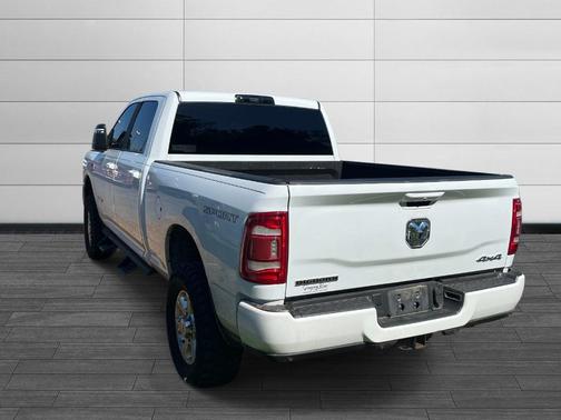 Bright White Clearcoat 2024 RAM 2500 Big Horn