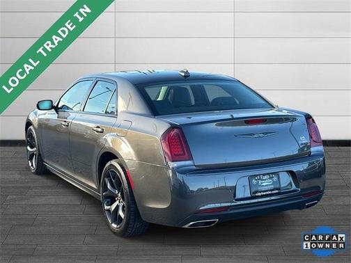 2021 Chrysler 300 Touring