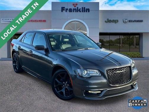 2021 Chrysler 300 Touring