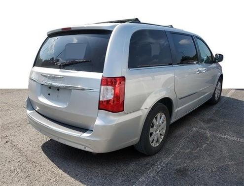 2011 Chrysler Town & Country Touring-L