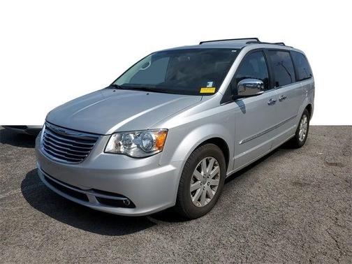 2011 Chrysler Town & Country Touring-L