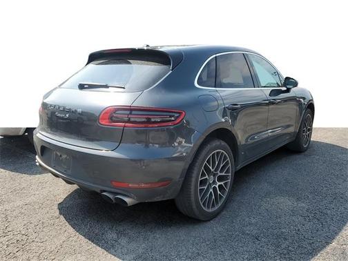 2017 Porsche Macan S