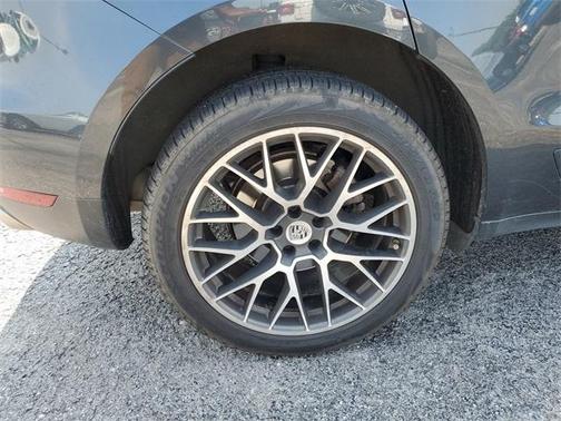 2017 Porsche Macan S
