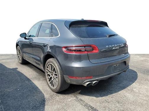2017 Porsche Macan S