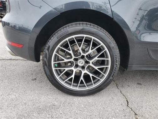 2017 Porsche Macan S