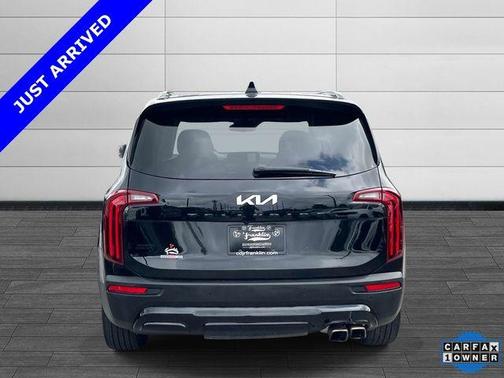 Ebony Black 2022 Kia Telluride EX