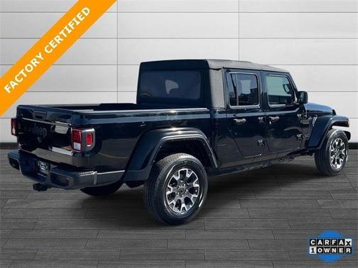2022 Jeep Gladiator Sport