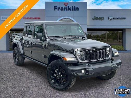 Granite Crystal Clearcoat Metallic 2024 Jeep Gladiator Nighthawk