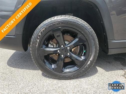 2022 Jeep Grand Cherokee L Laredo
