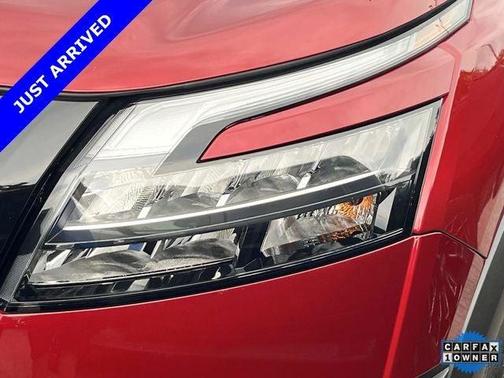 Scarlet Ember 2024 Nissan Pathfinder Rock Creek