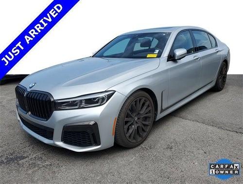 2020 BMW 740 i