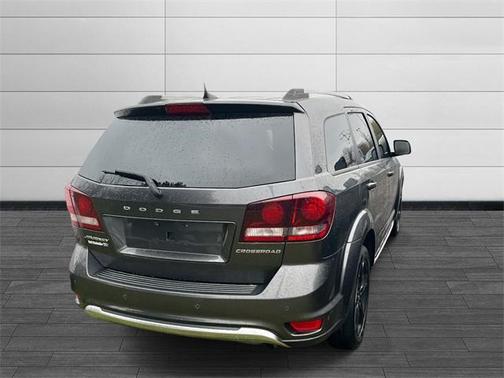 2020 Dodge Journey Crossroad