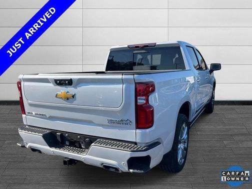 Pearl 2024 Chevrolet Silverado 1500 High Country