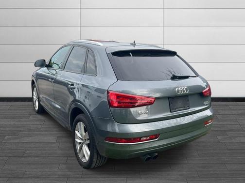 Monsoon Gray Metallic 2017 Audi Q3 2.0T Premium