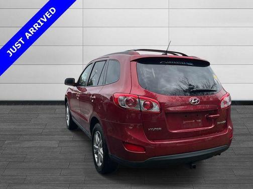 Sonoran Red 2011 Hyundai SANTA FE SE