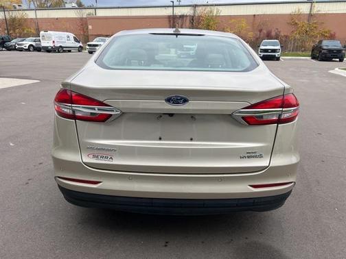 2019 Ford Fusion Hybrid SE