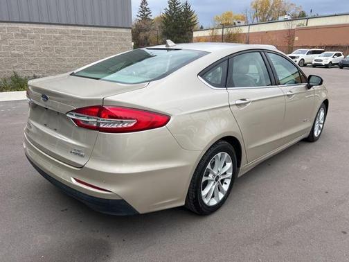 2019 Ford Fusion Hybrid SE