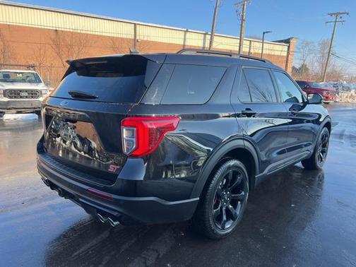 2023 Ford Explorer ST