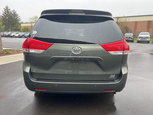 2014 Toyota Sienna XLE
