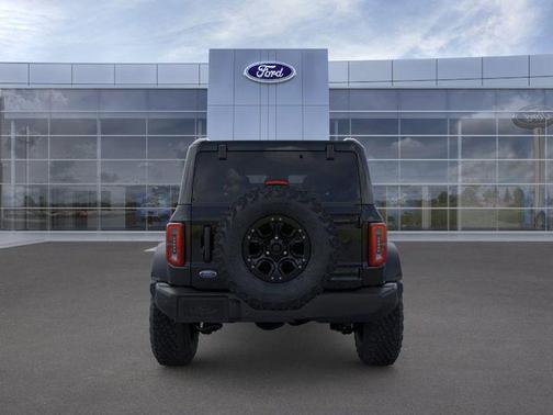 SHADOW BLACK 2026 Ford Bronco Outer Banks