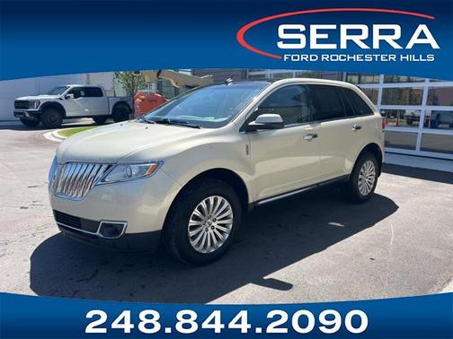 2015 Lincoln MKX Base