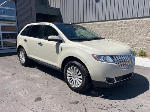 2015 Lincoln MKX Base