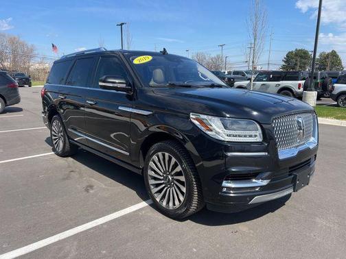 INFINITE BLACK 2019 Lincoln Navigator Reserve