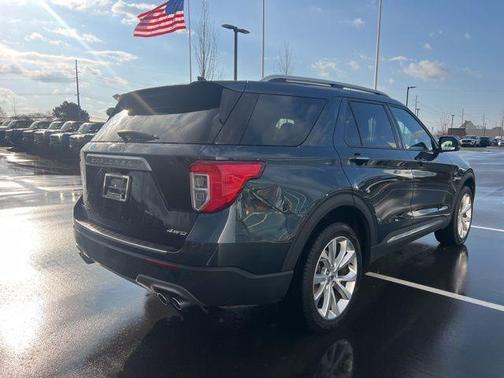 STONE BLUE METALLIC 2022 Ford Explorer Platinum