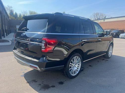 AGATE BLACK METALLIC 2023 Ford Expedition Limited