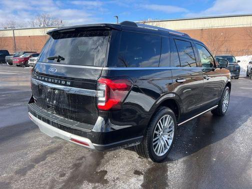 AGATE BLACK METALLIC 2023 Ford Expedition Limited