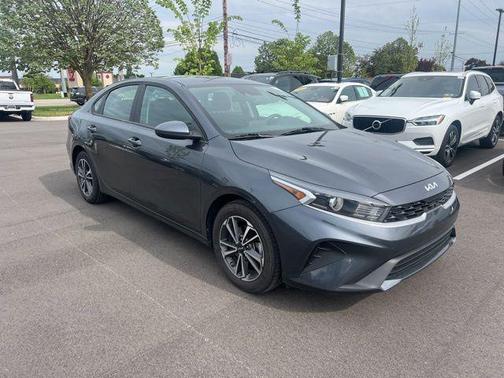 Gravity Gray 2022 Kia Forte LXS