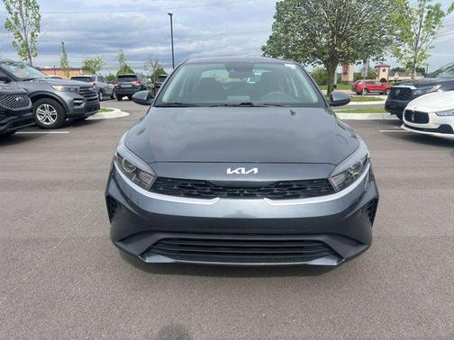 Gravity Gray 2022 Kia Forte LXS