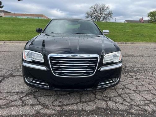 2011 Chrysler 300 Limited