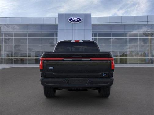 2025 Ford F-150 Lightning Platinum