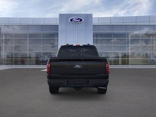 AGATE BLACK METALLIC 2026 Ford F-150 XLT