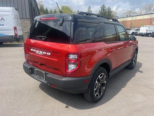 HOT PEPPER RED TC 2023 Ford Bronco Sport Outer Banks