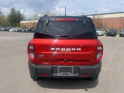 HOT PEPPER RED TC 2023 Ford Bronco Sport Outer Banks