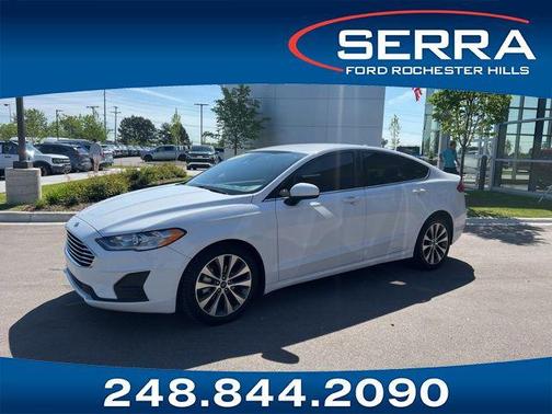 OXFORD WHITE 2020 Ford Fusion SE